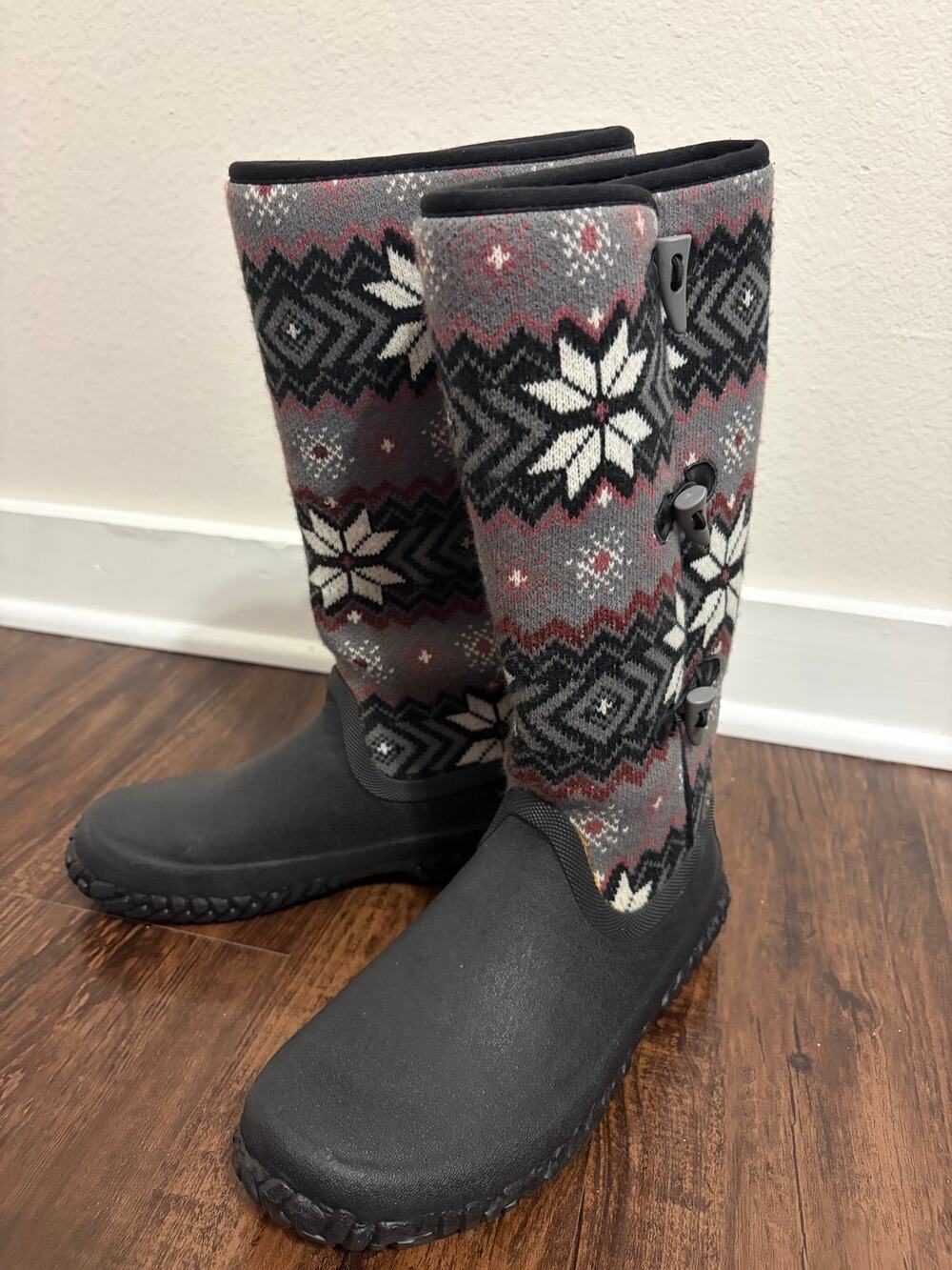 NEW Lacrosse Waterproof Winter Boots Women's Size 8 Myrick Snowflake 14" Boot